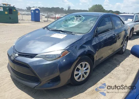 2018 Toyota Corolla L z USA, uszkodzony, nr VIN 2T1BURHE8JC996706